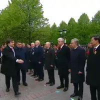 Nenad Stevandić 05 rusija dan pobijede  Drama na Crvenom trgu Putinov protokol uklonio Stevandica