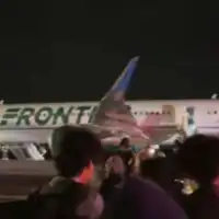 Muskarac preskocio ogradu i izasao na pistu ubio ga avion