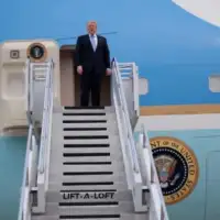 Trump peking
