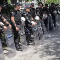 Srbija policija protesti