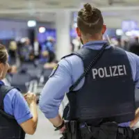 Policija njemacka 872x610