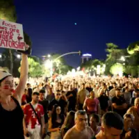 Albanija protesti