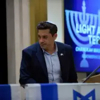 Amichai Chikli