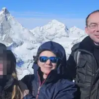Holandija tinejdzerka ubistvo roditelja