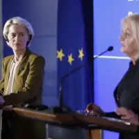 Eu