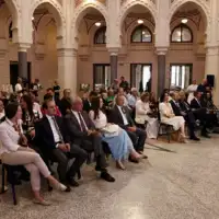 Sarajevo vijecnica   fotomonografija o Srebrenici