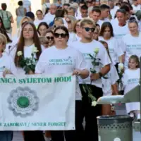 Rijeka srebrenica sjecanje 872x591