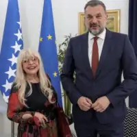 Konakovic i hanka paldum