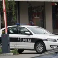 Policija tuzla