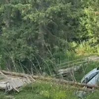 Bijambare auto u kanalu