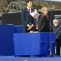 Pariz: Reisul-ulema Kavazović potpisao 'Apel za mir
