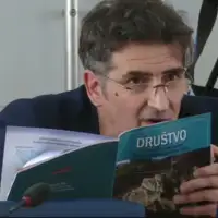 Faruk kapidzic knjiga drustvo tvsa