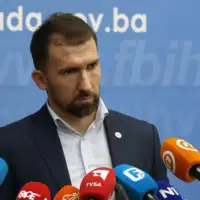 Adnan Delić fena