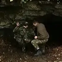 Bijeljina zlocin Pripadnici UN a i Armije Bi H otkrivaju grobnicu Laniste