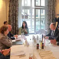 Denis Becirovic Roger Wicker Jeanne Shaheen Chris Murphy