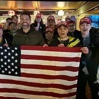 Donald Trump Jr angažovao beskućnike na Grenlandu da mu glume podršku