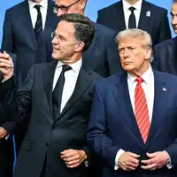 Donald trumo nato 04