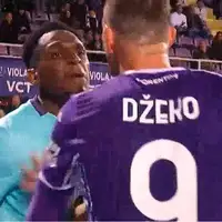 Edin Dzeko Jhon Lucumi