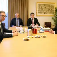 Vucic i kurti