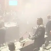 Skupstina Srbija haos/ Printscreen