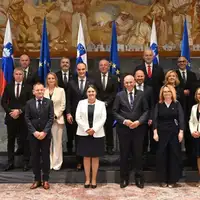 Janez Janša vlada slovenije