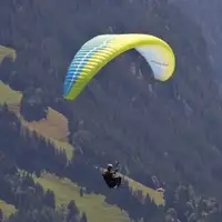 Paraglajder se slušio na Biokovu