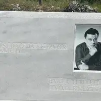 Halid Beslic spomenik