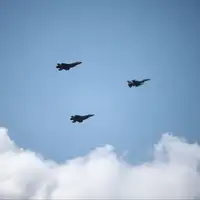 F 35