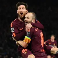 Andres Iniesta i lionel messi