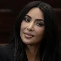 Kim Kardashian 09