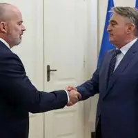 Komsic Ginkel