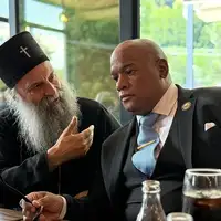 Mark Burns