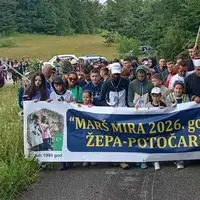 Mars mira genocid u Srebrenici Oko 250 učesnika krenulo iz Žepe ka Srebrenici