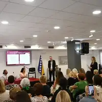 Mostra konferencija zene