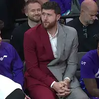 Jusuf Nurkić s odijelom lika Two face