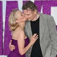 Pamela Anderson Liam Neeson