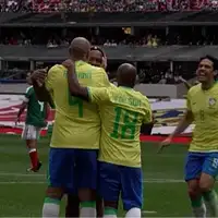 Pogledajte Ronaldinha Kaku i Adriana ponovo na terenu