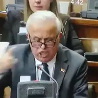 Skupstina srbija Marko Atlagic zamalo je izgubio zubnu protezu