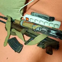 Velika akcija FUP a u Sarajevu Uhapsene cetiri osobe zaplijenjene automatske puske kokain i heroin