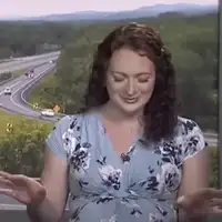 Voditeljici krenuo porodaj u programu uzivo