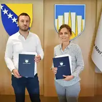 Semir Efendić reljevo voda