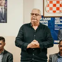 Miro Kraljević (u sredini) i Ivo Pavković (lijevo) Široki Brijeg