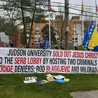 Chicago Milorad Dodik  SAD Protesti u Chicagu zbog dodjele nagrade Dodiku: "Univerzitet Judson je prodao Isusa Krista srpskom lobiju"