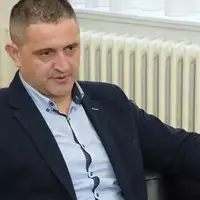 Enes pestek