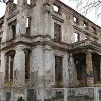 Mostar rusevine kuca mujage komadine