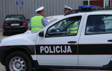 Policija usk