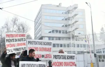 Protesti OHR/ Fena