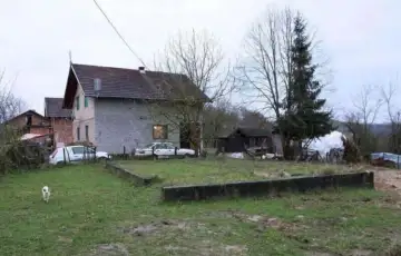 Selo Zecovi kod Prijedora gdje su počinjeni zločini (Foto: Detektor)