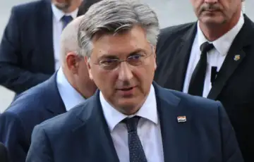 Andrej plenkovic Fena