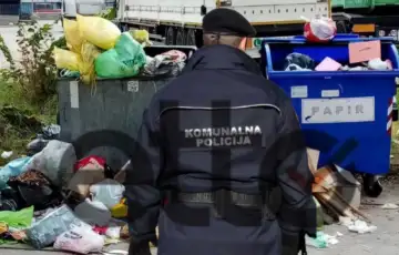 Komunalna policija smece